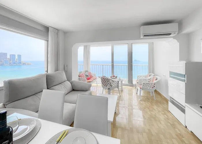 Frontline Panorama Penthouse Tormaraya Levante